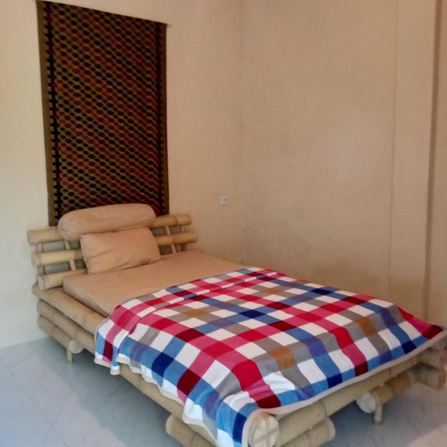 Sunrise Bukit Asam Homestay Kuta  Esterno foto